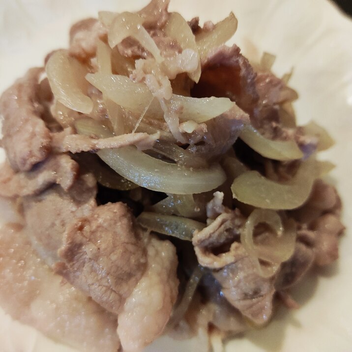 ナンプラーで☆豚肉と玉ねぎのエスニック炒め